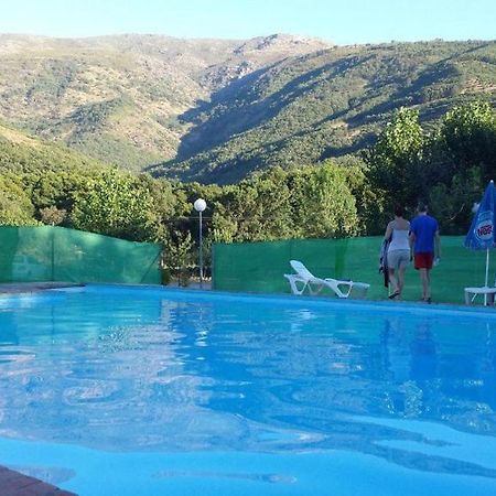 Hotel Valle Del Jerte Los Arenales Exterior photo