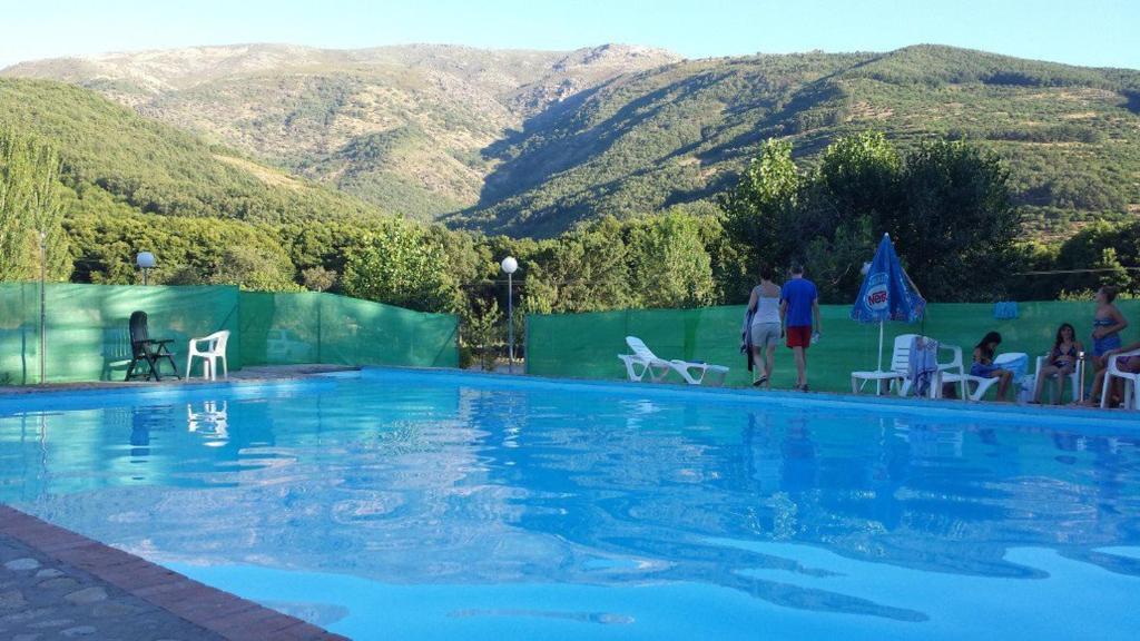 Hotel Valle Del Jerte Los Arenales Exterior photo