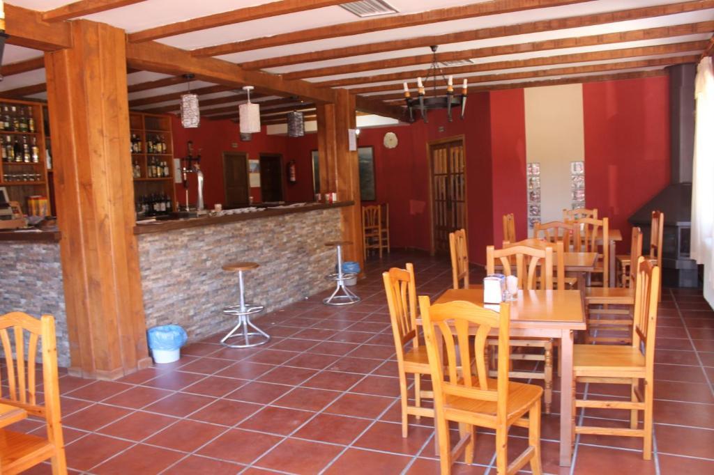 Hotel Valle Del Jerte Los Arenales Exterior photo